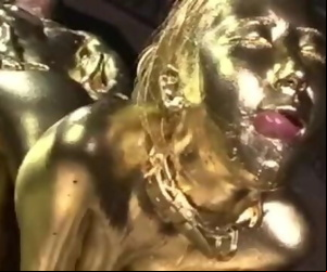 Gold Bodypaint Screwing..